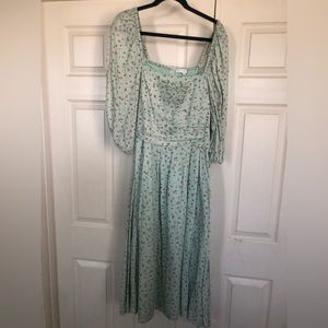 2x Ivy City Co Green Dress EUC
